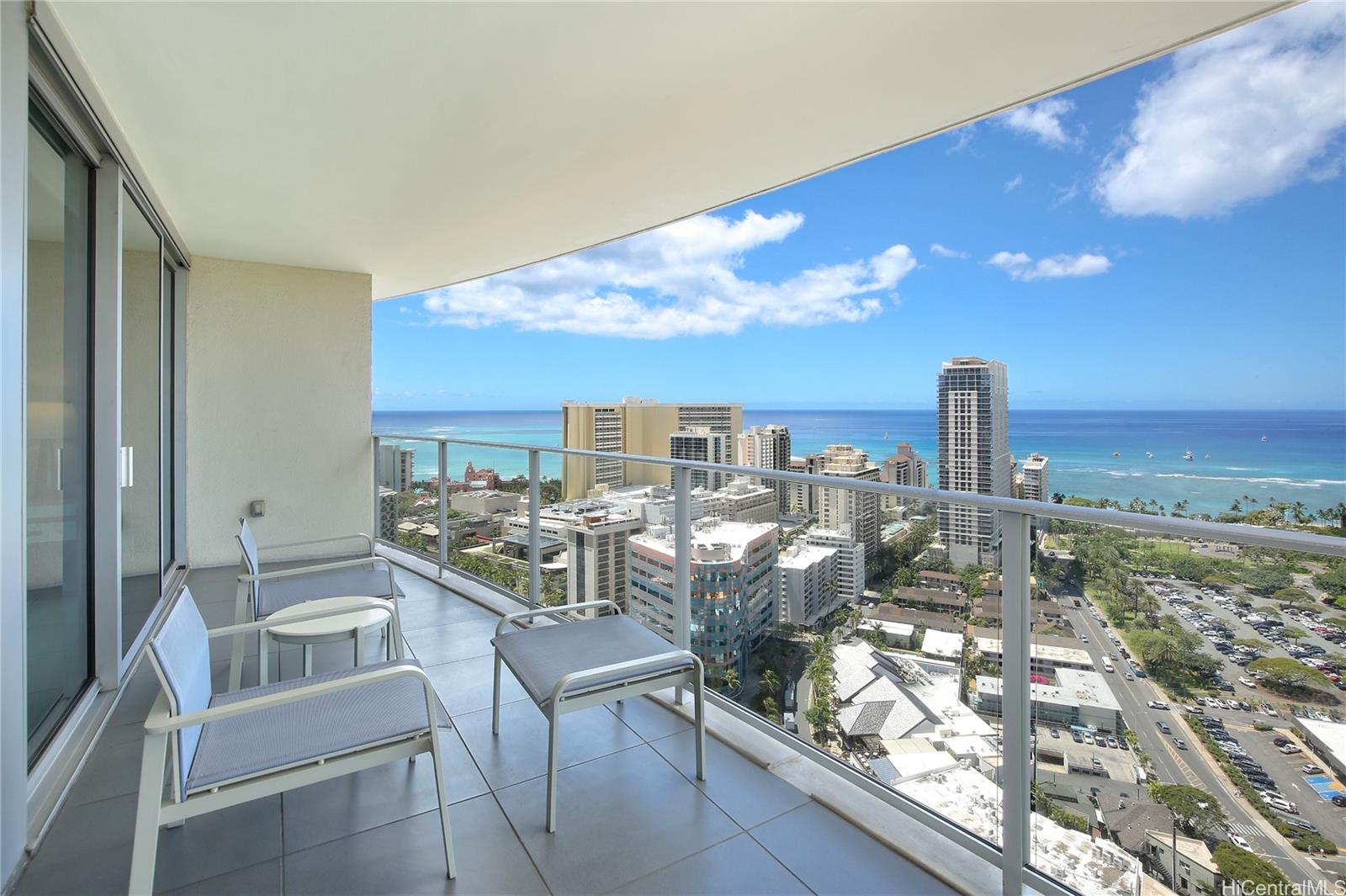 The Ritz-Carlton Residences condo # 3207, Honolulu, Hawaii - photo 10 of 25