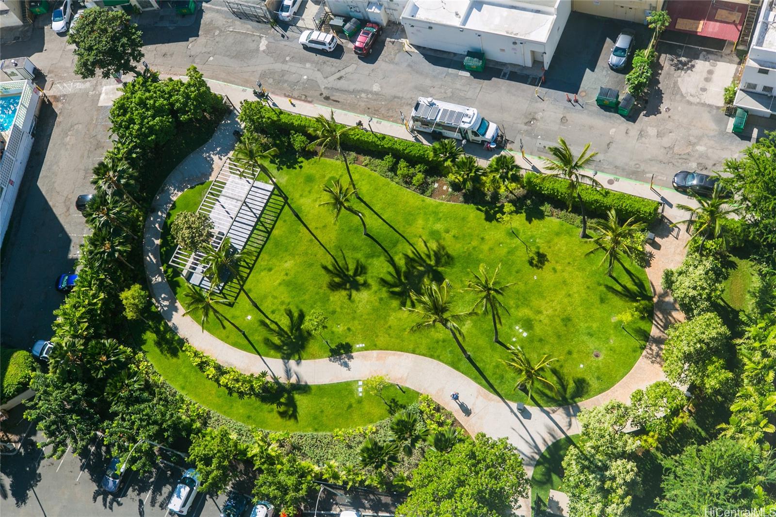 The Ritz-Carlton Residences condo # 3302, Honolulu, Hawaii - photo 19 of 23