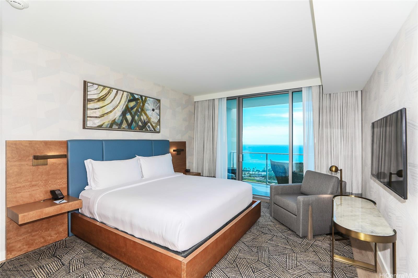 The Ritz-Carlton Residences condo # 3302, Honolulu, Hawaii - photo 8 of 23