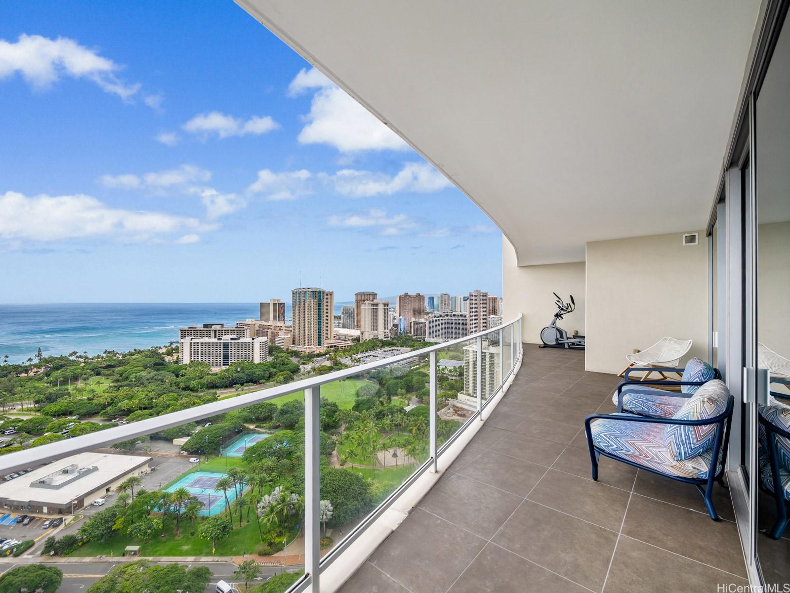 The Ritz-Carlton Residences condo # 3307, Honolulu, Hawaii - photo 20 of 25