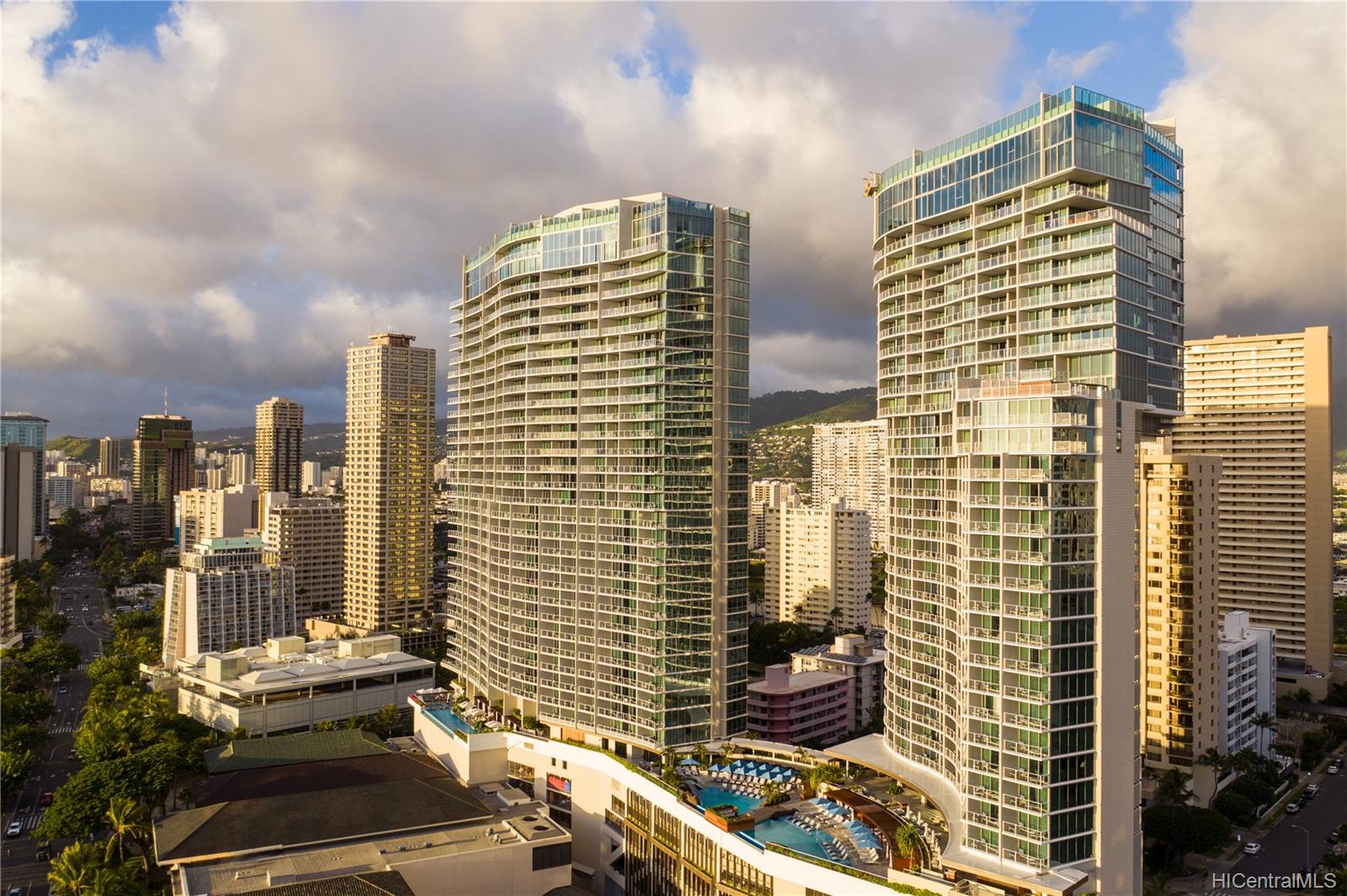 The Ritz-Carlton Residences condo # 3407, Honolulu, Hawaii - photo 23 of 24