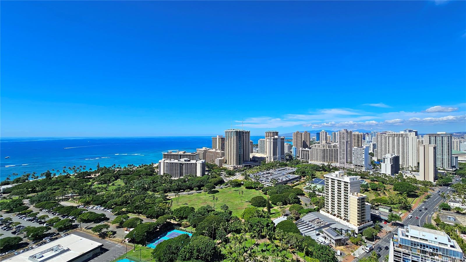 The Ritz-Carlton Residences condo # 3502, Honolulu, Hawaii - photo 2 of 25