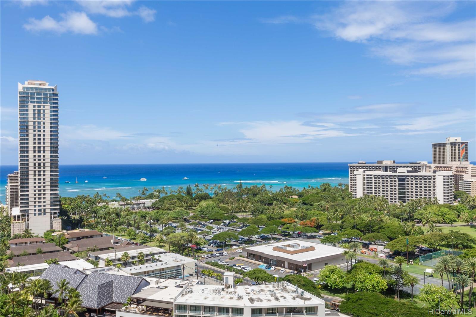 The Ritz-Carlton Residences condo # D2005 (Tower 2), Honolulu, Hawaii - photo 3 of 16