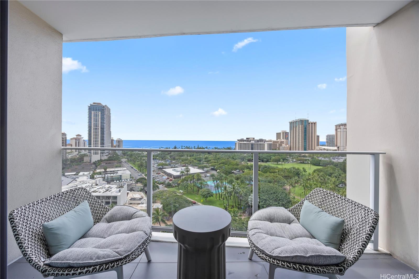 The Ritz-Carlton Residences condo # E1707, Honolulu, Hawaii - photo 13 of 24