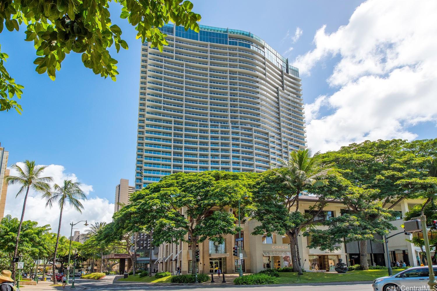 The Ritz-Carlton Residences condo # E1707, Honolulu, Hawaii - photo 19 of 24