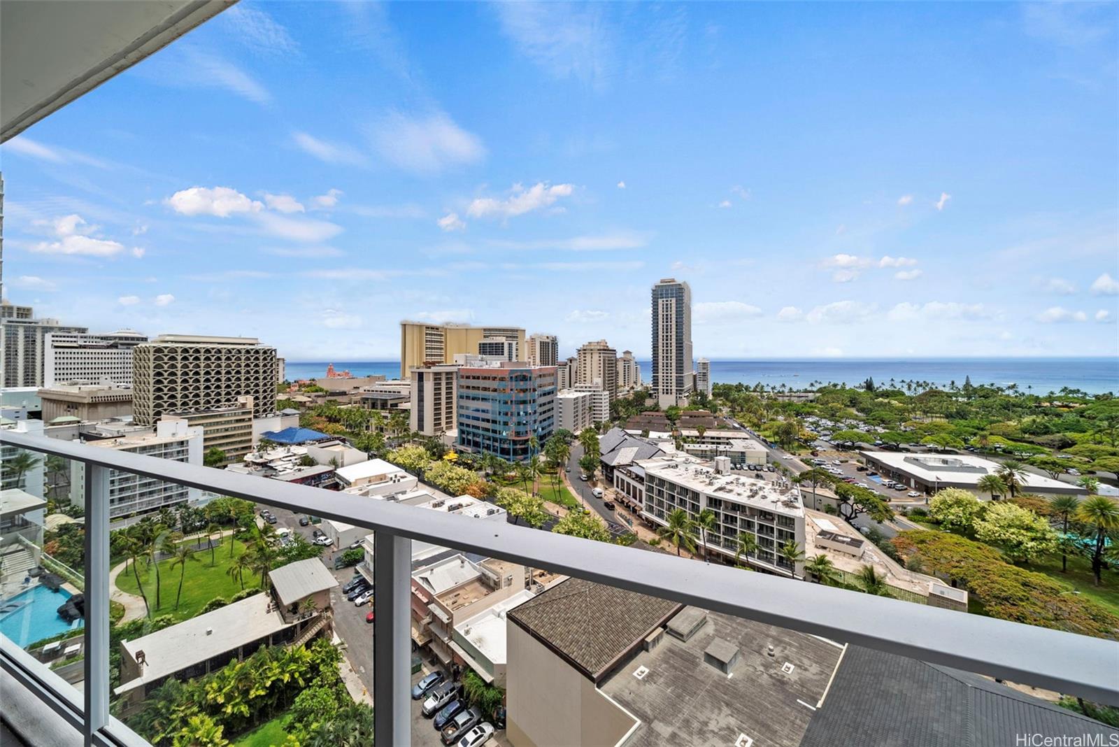 The Ritz-Carlton Residences condo # E1712, Honolulu, Hawaii - photo 15 of 25