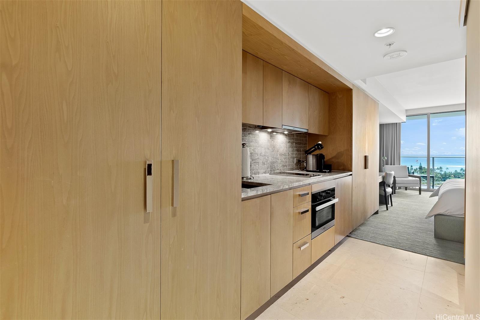 The Ritz-Carlton Residences condo # E1803, Honolulu, Hawaii - photo 11 of 25