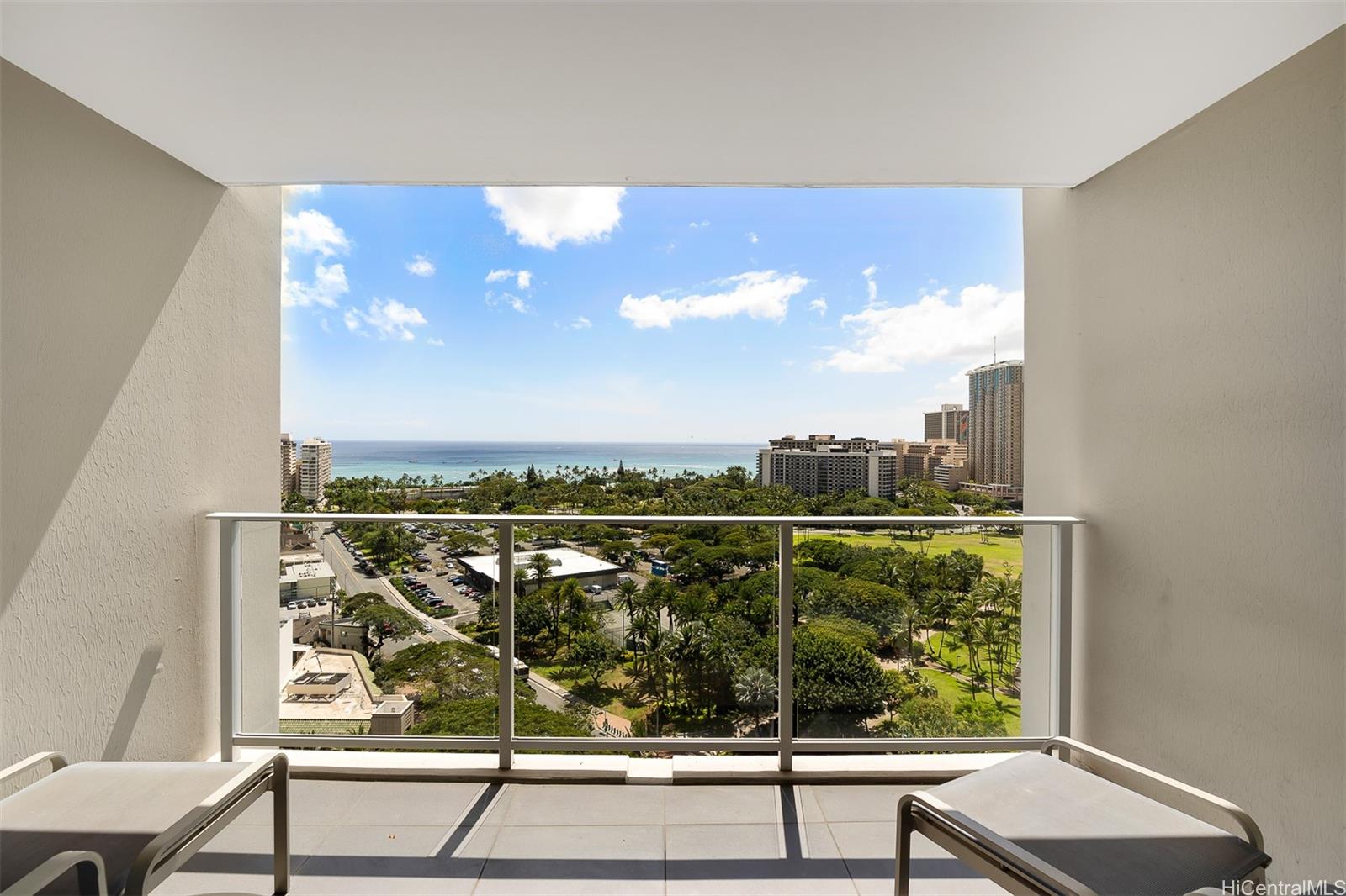 The Ritz-Carlton Residences condo # E1803, Honolulu, Hawaii - photo 21 of 25