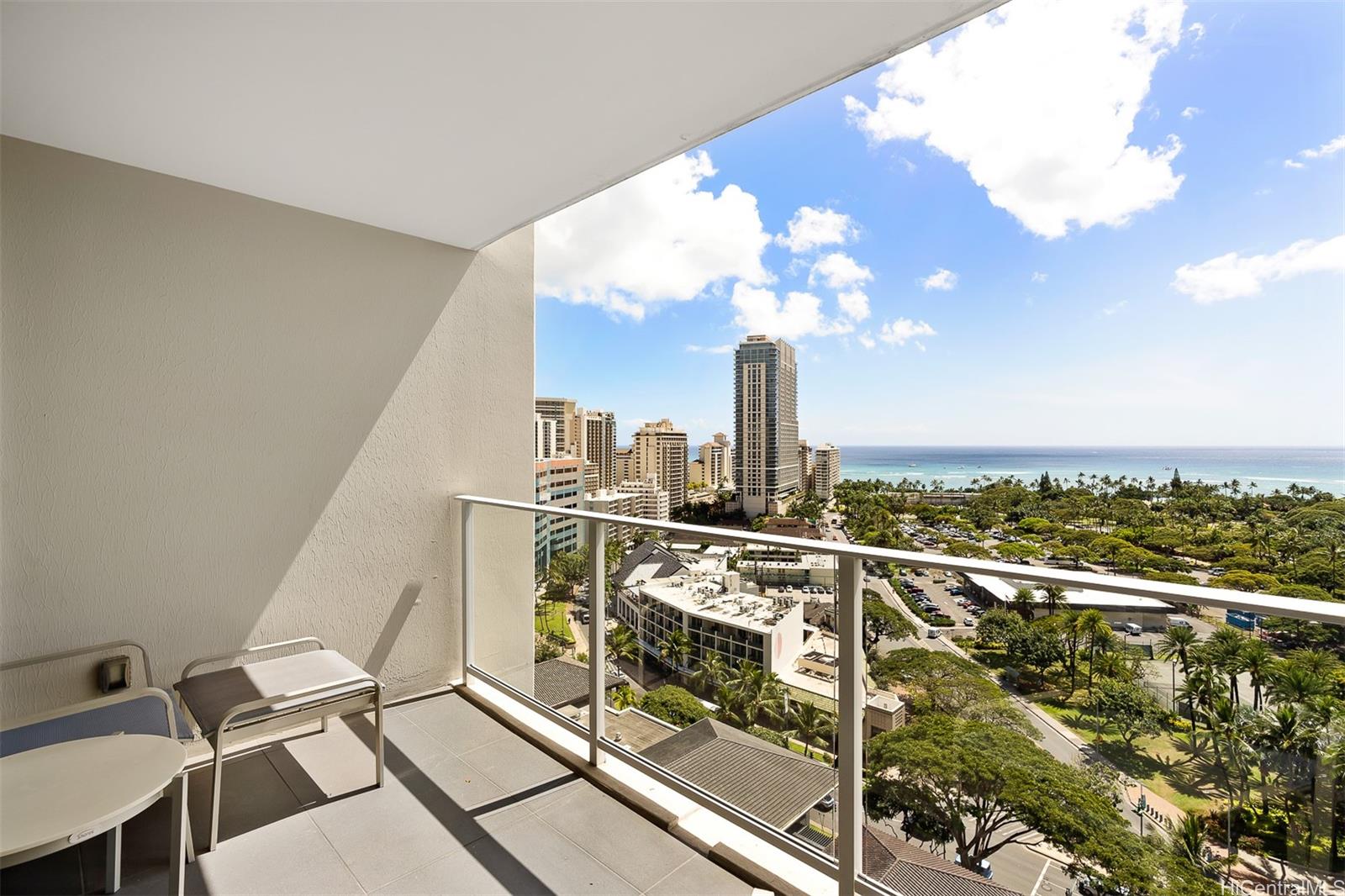 The Ritz-Carlton Residences condo # E1803, Honolulu, Hawaii - photo 22 of 25