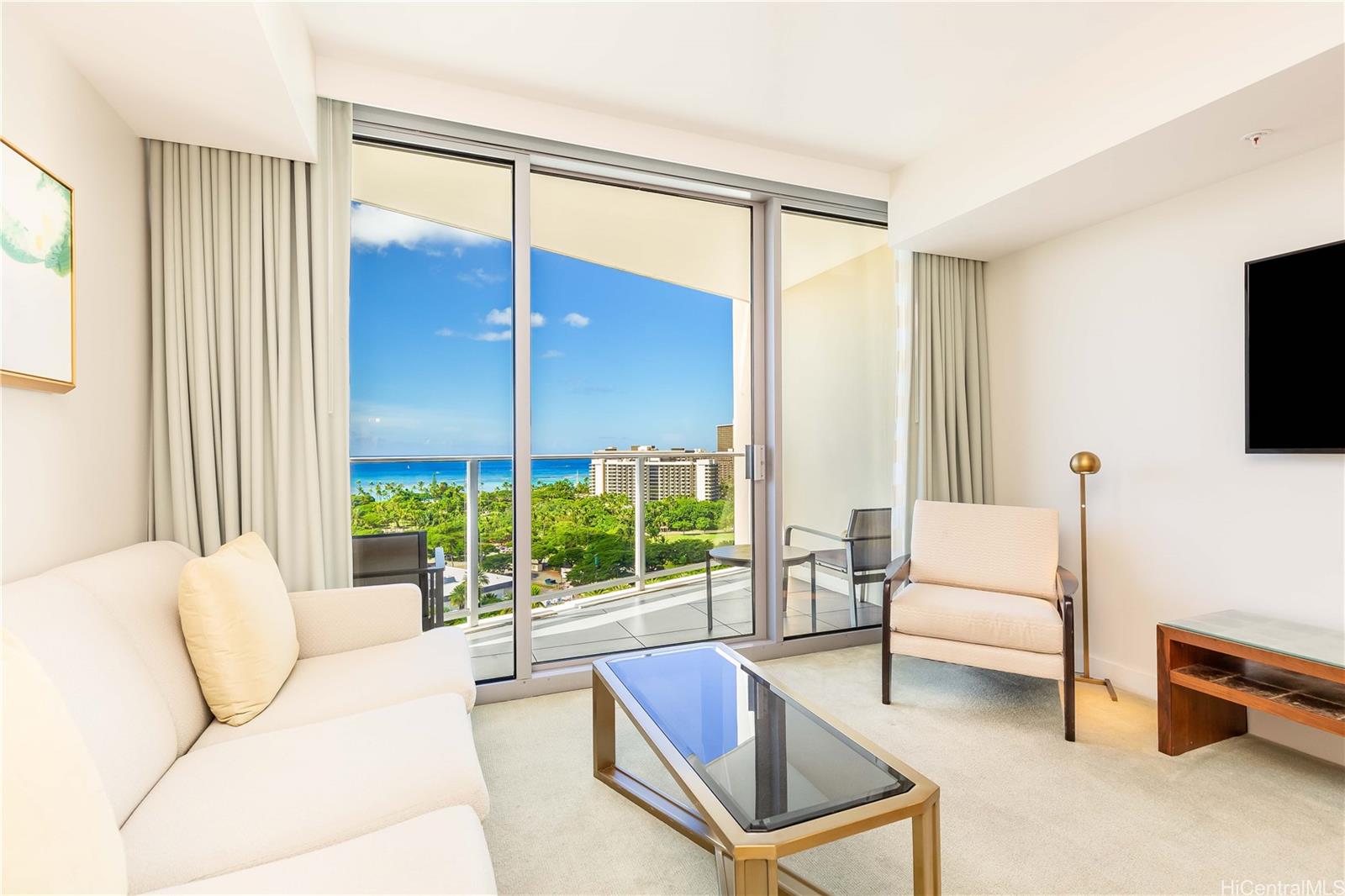 The Ritz-Carlton Residences condo # E1812, Honolulu, Hawaii - photo 2 of 20