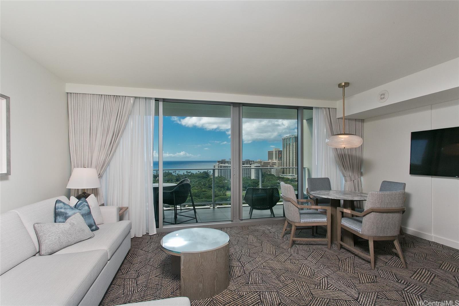 The Ritz-Carlton Residences condo # E1905, Honolulu, Hawaii - photo 3 of 15