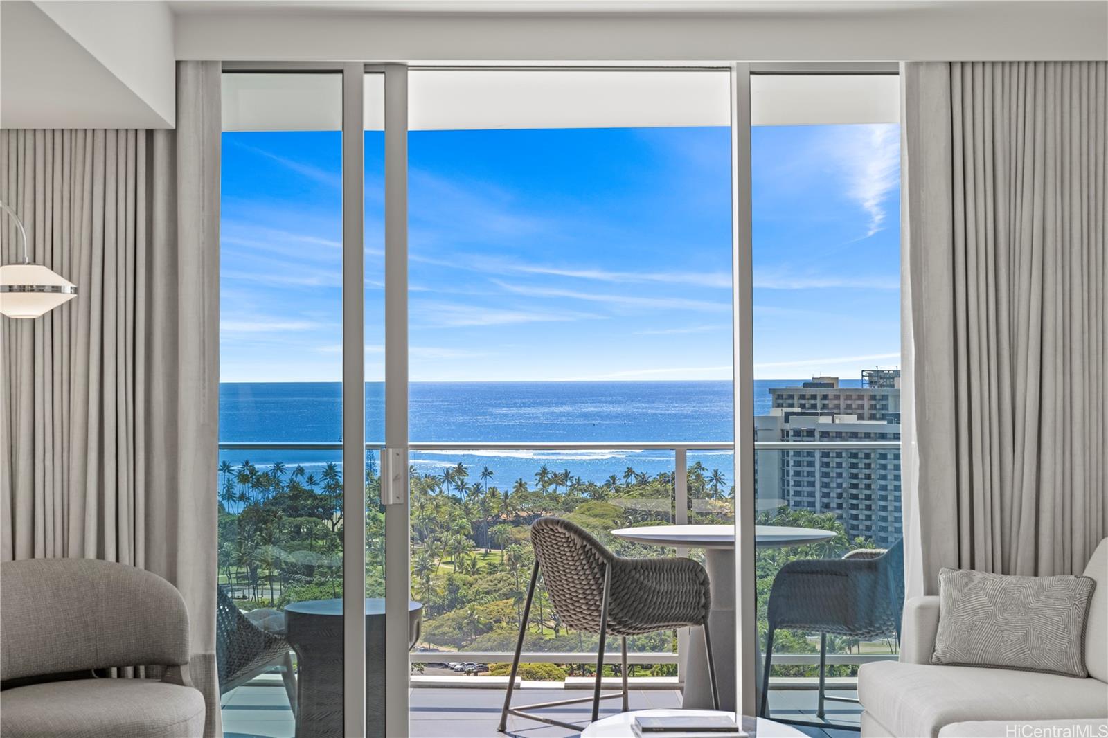 The Ritz-Carlton Residences condo # E2006, Honolulu, Hawaii - photo 14 of 18