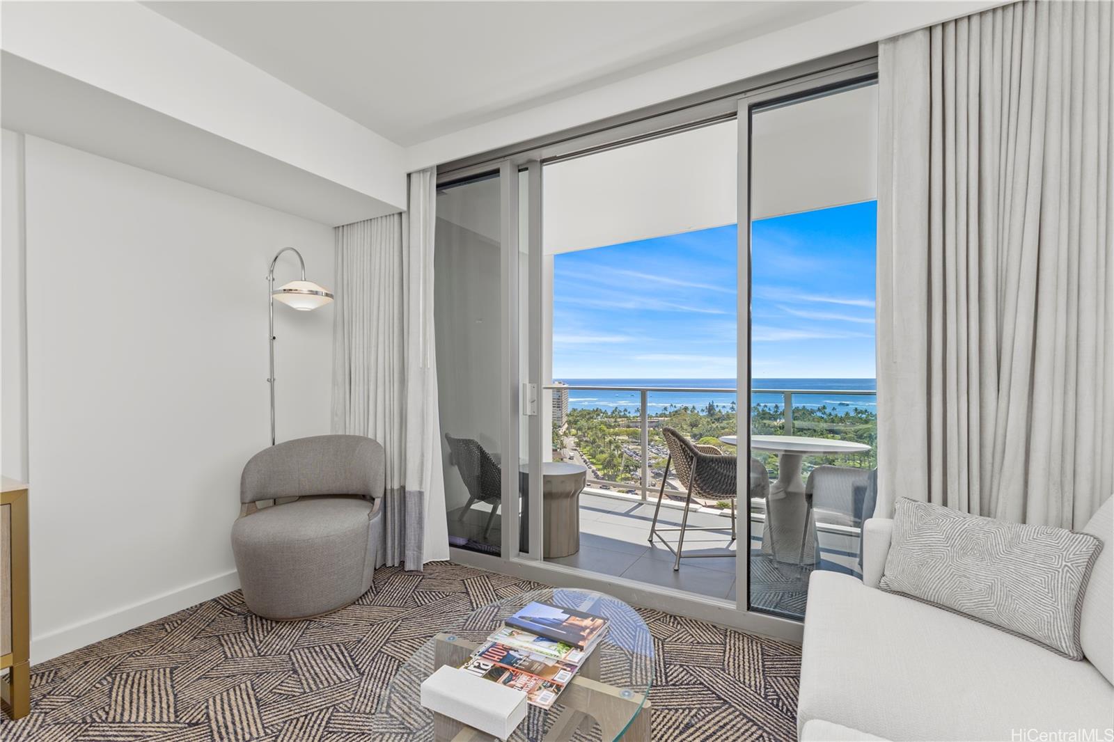 The Ritz-Carlton Residences condo # E2006, Honolulu, Hawaii - photo 5 of 18