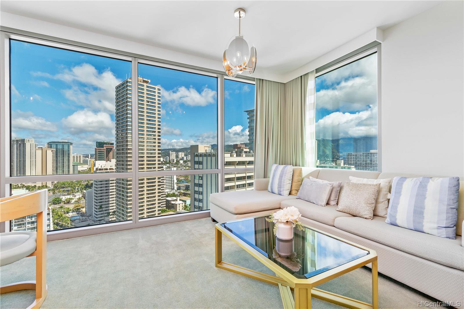 The Ritz-Carlton Residences condo # E2201, Honolulu, Hawaii - photo 17 of 23
