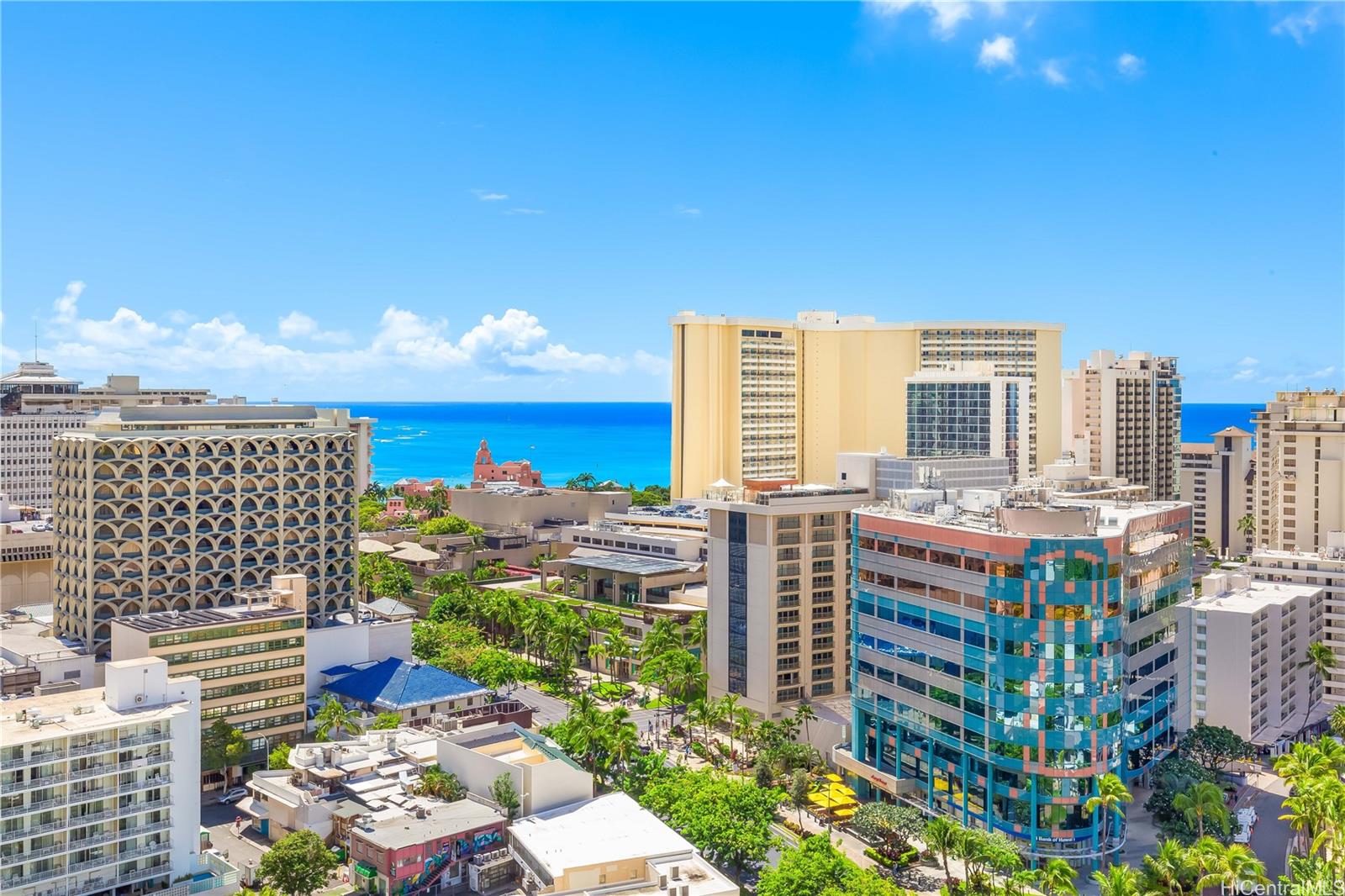 The Ritz-Carlton Residences condo # E2213, Honolulu, Hawaii - photo 18 of 24