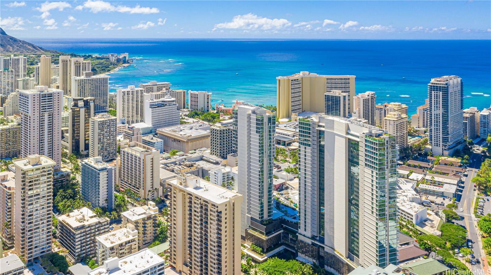 The Ritz-Carlton Residences condo # E2213, Honolulu, Hawaii - photo 20 of 24