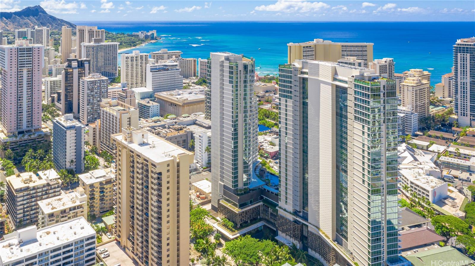 The Ritz-Carlton Residences condo # E2213, Honolulu, Hawaii - photo 21 of 24