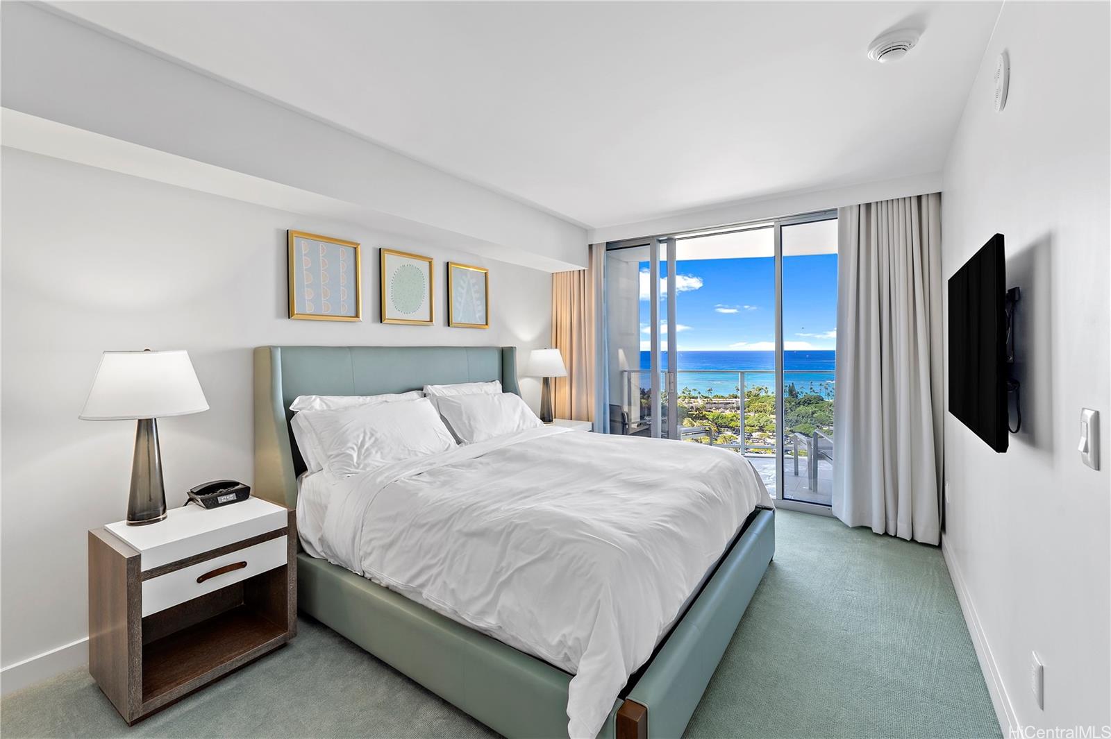 The Ritz-Carlton Residences condo # E2308, Honolulu, Hawaii - photo 3 of 25
