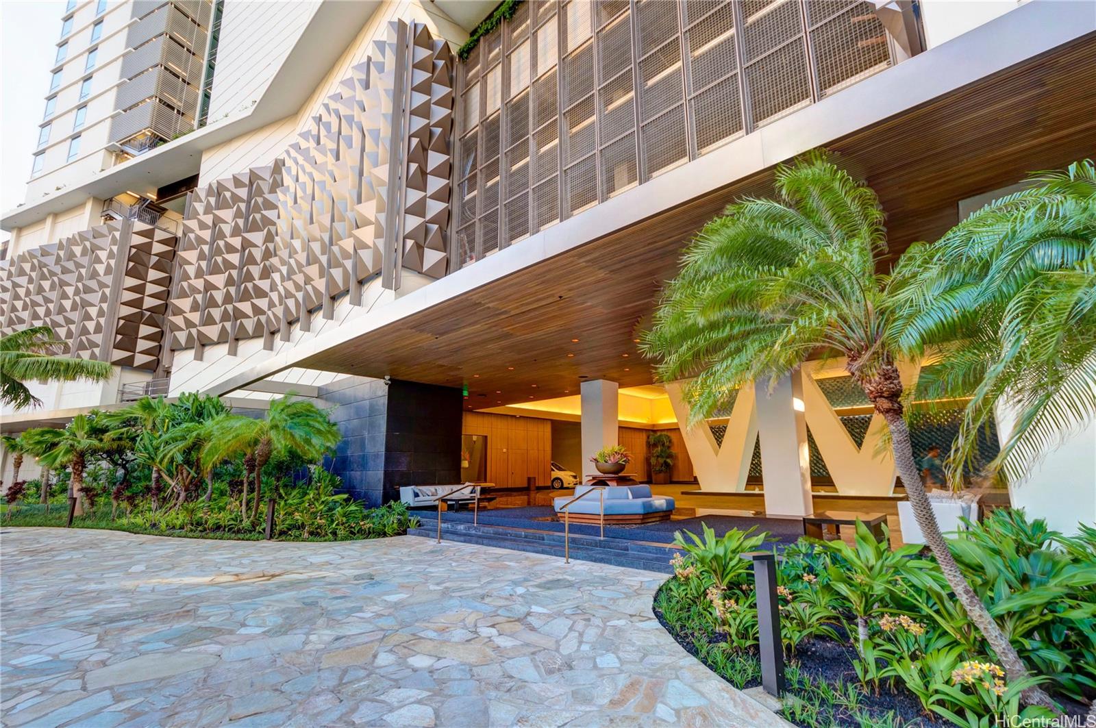 The Ritz-Carlton Residences condo # E2308, Honolulu, Hawaii - photo 22 of 25