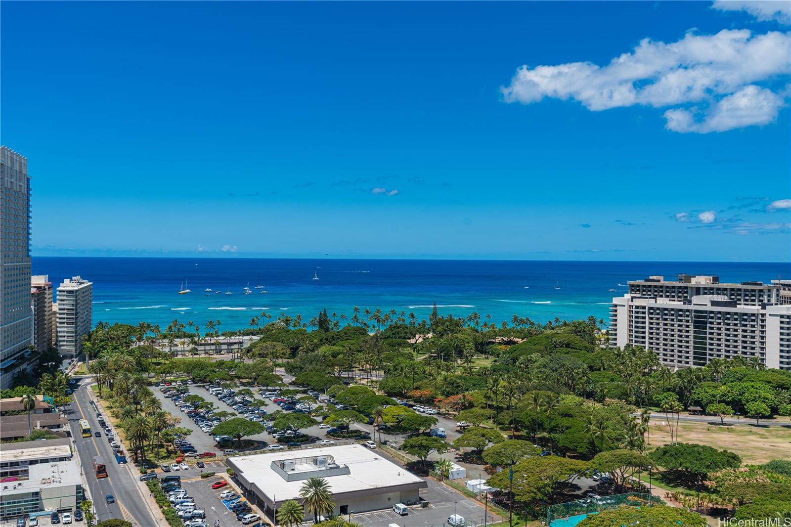 The Ritz-Carlton Residences condo # E2402, Honolulu, Hawaii - photo 20 of 25