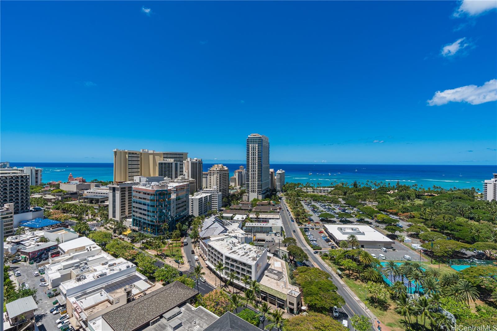 The Ritz-Carlton Residences condo # E2402, Honolulu, Hawaii - photo 21 of 25