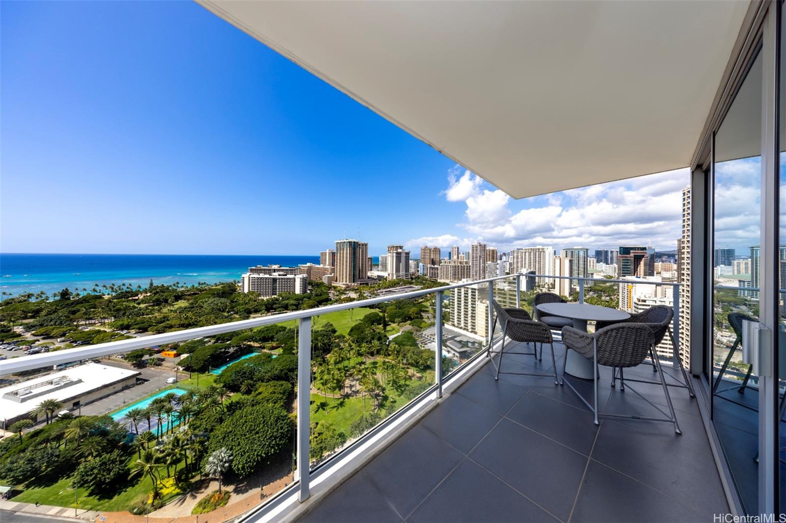 The Ritz-Carlton Residences condo # E2801, Honolulu, Hawaii - photo 9 of 25