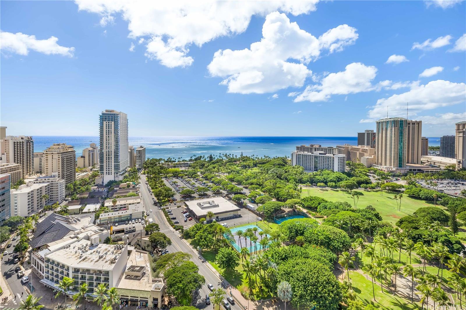 The Ritz-Carlton Residences condo # E2802, Honolulu, Hawaii - photo 6 of 25