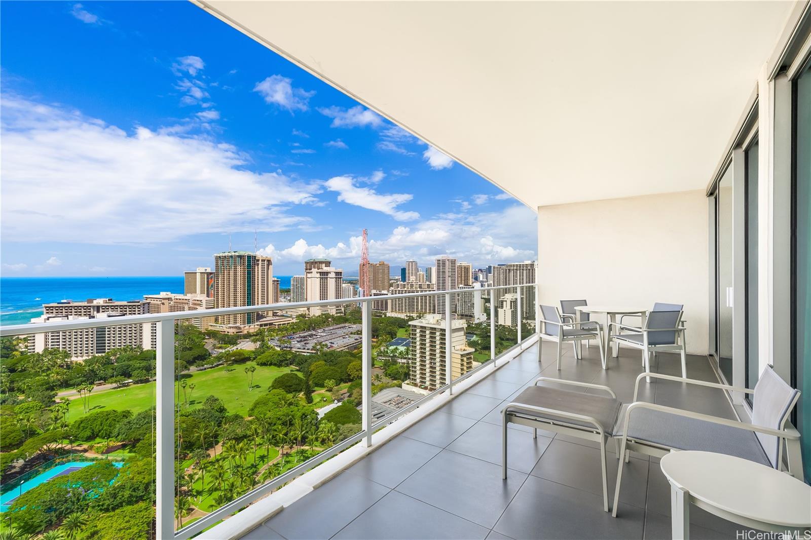 The Ritz-Carlton Residences condo # E3002, Honolulu, Hawaii - photo 21 of 23