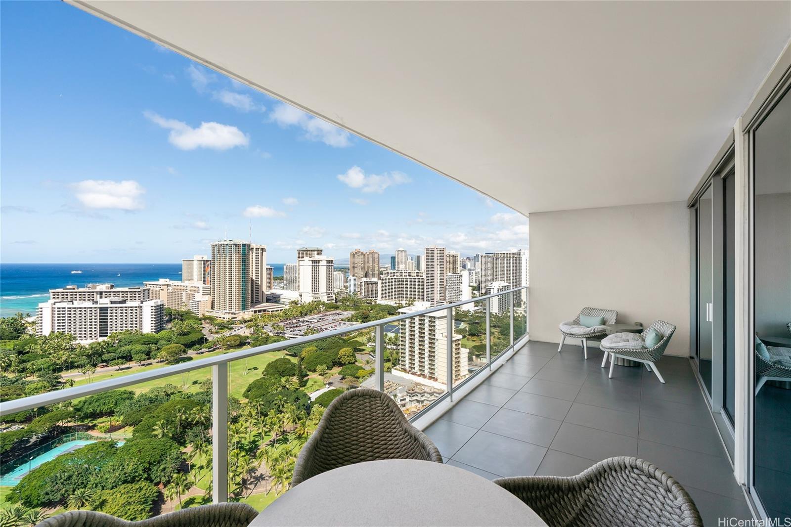 The Ritz-Carlton Residences condo # E3002, Honolulu, Hawaii - photo 12 of 17