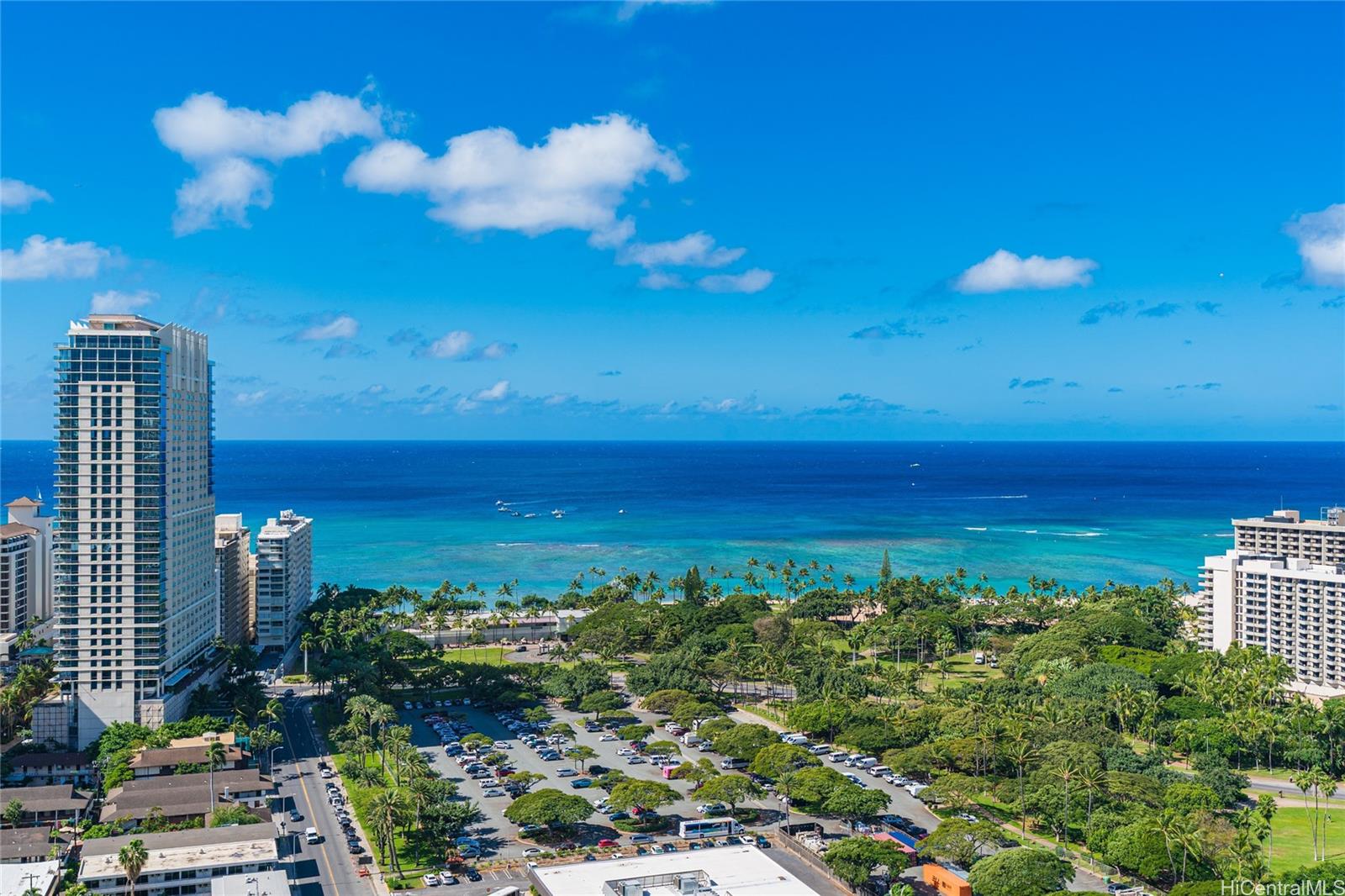 The Ritz-Carlton Residences condo # E3002, Honolulu, Hawaii - photo 17 of 17