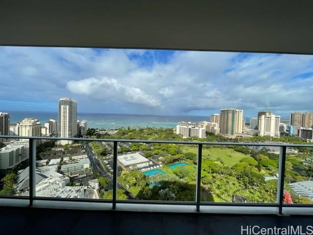 The Ritz-Carlton Residences condo # E3003, Honolulu, Hawaii - photo 21 of 24