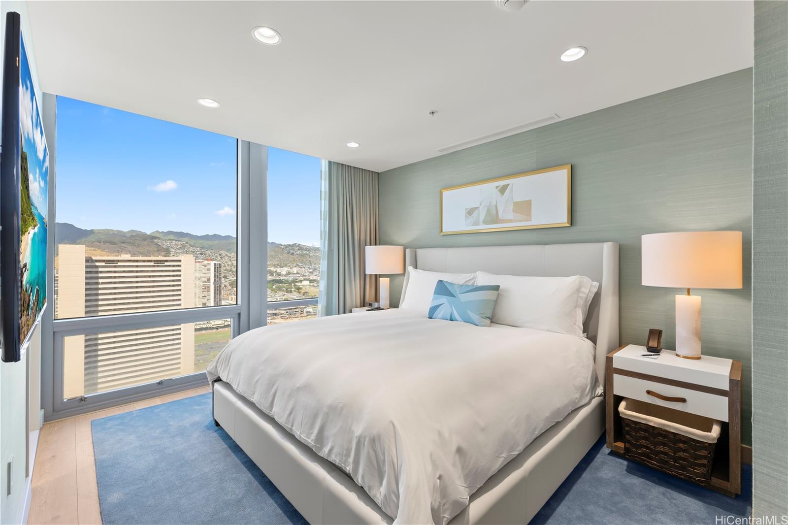 The Ritz-Carlton Residences condo # I, Honolulu, Hawaii - photo 10 of 25