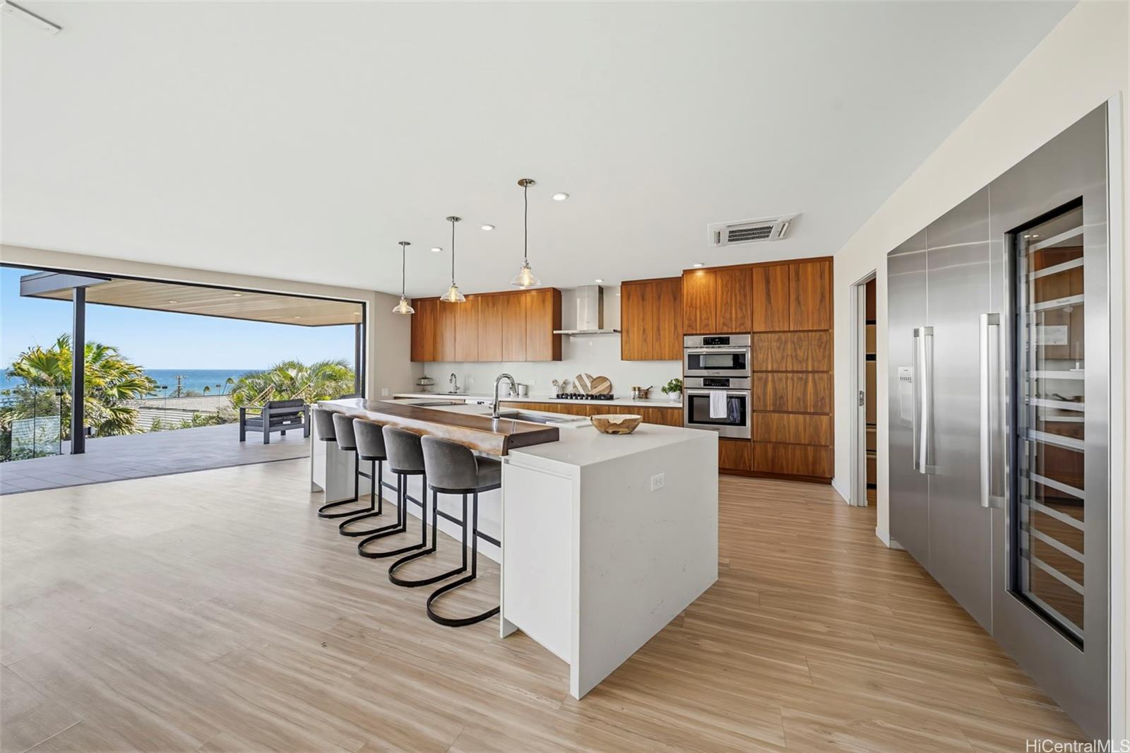 3849  Poka Street Diamond Head, Diamond Head home - photo 4 of 25