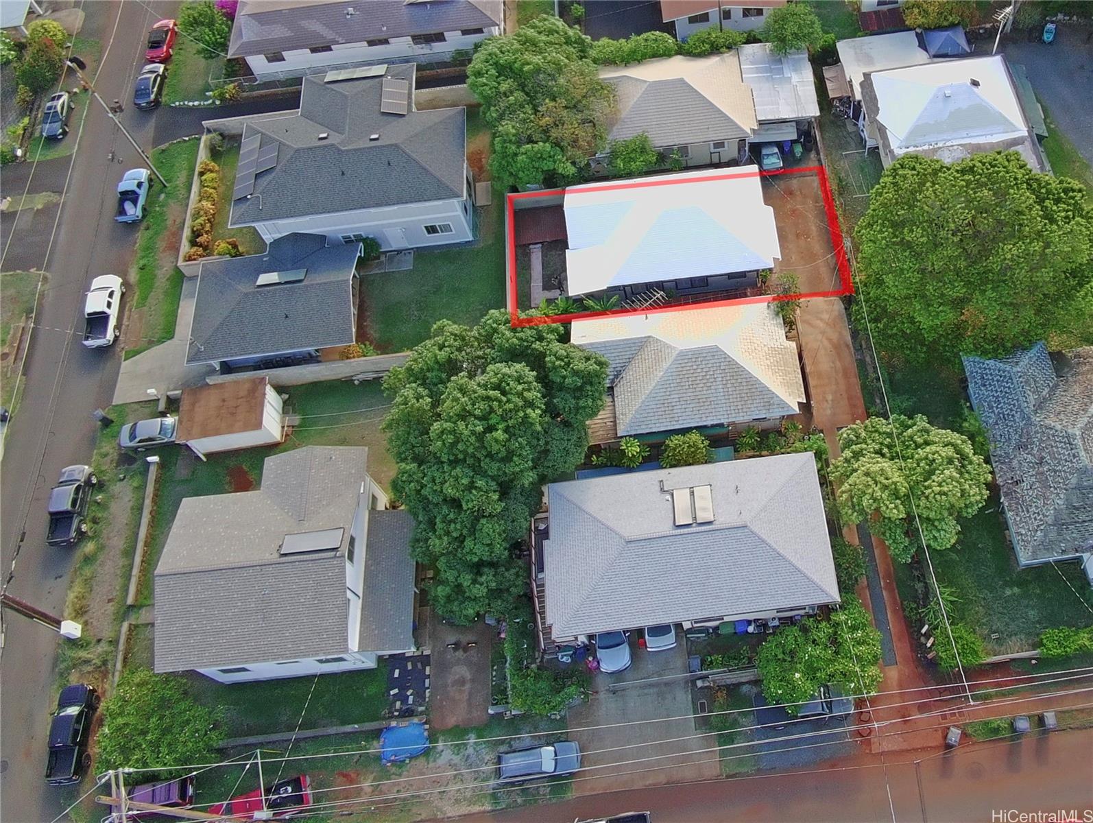 3853  Keanu Street Wilhelmina, Diamond Head home - photo 2 of 19