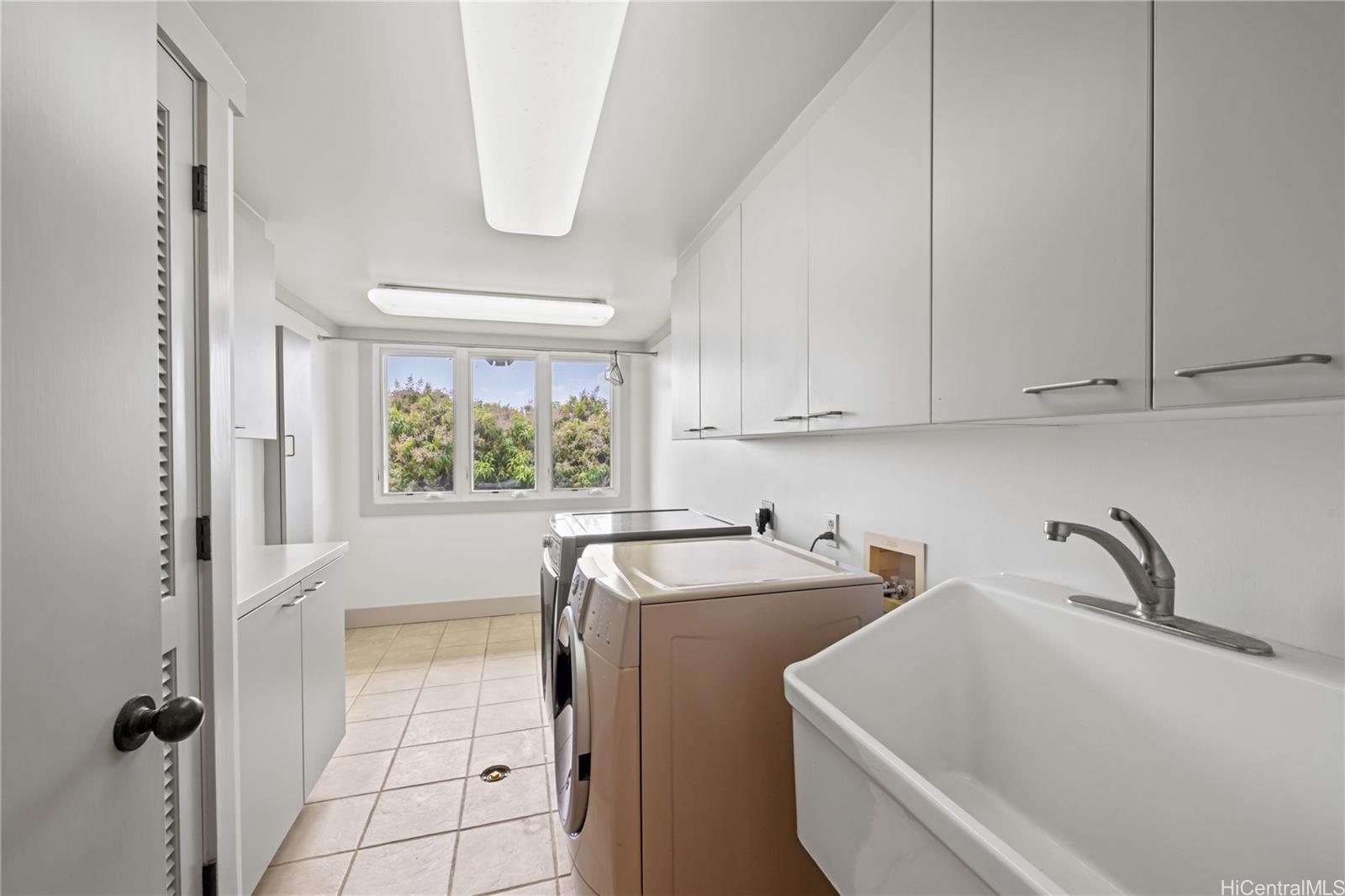 3865  Mariposa Drive Maunalani Heights, Diamond Head home - photo 18 of 25