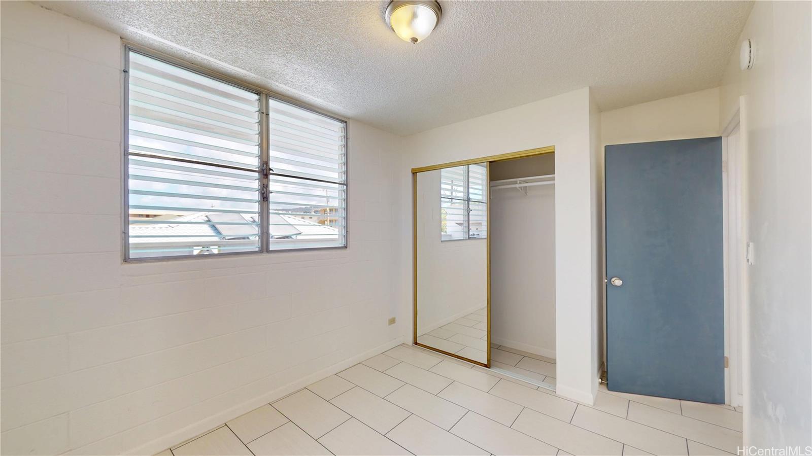 39 Hialoa St Honolulu - Rental - photo 8 of 24