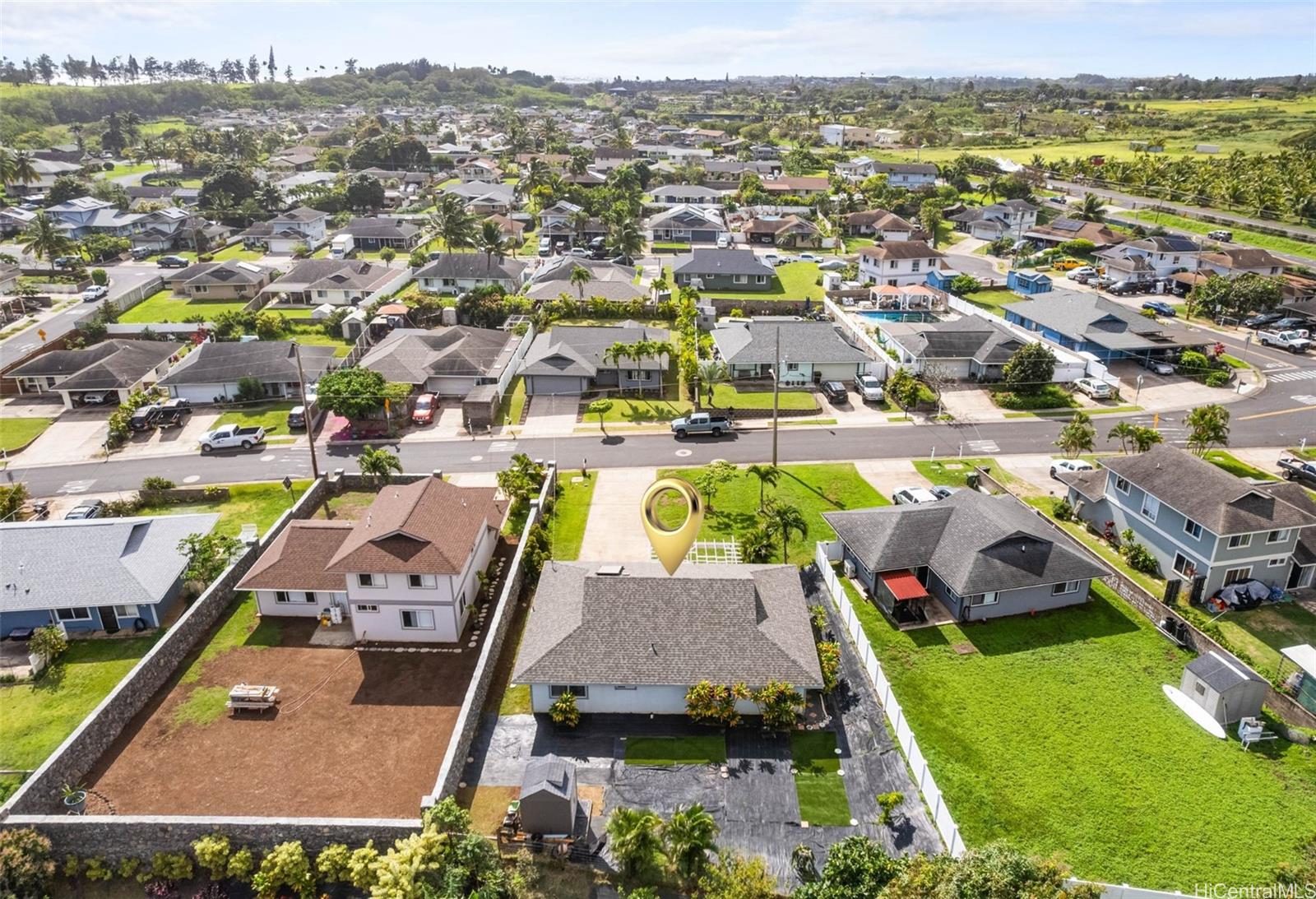 39  Hoola Hou St Waihee, Maui home - photo 2 of 25