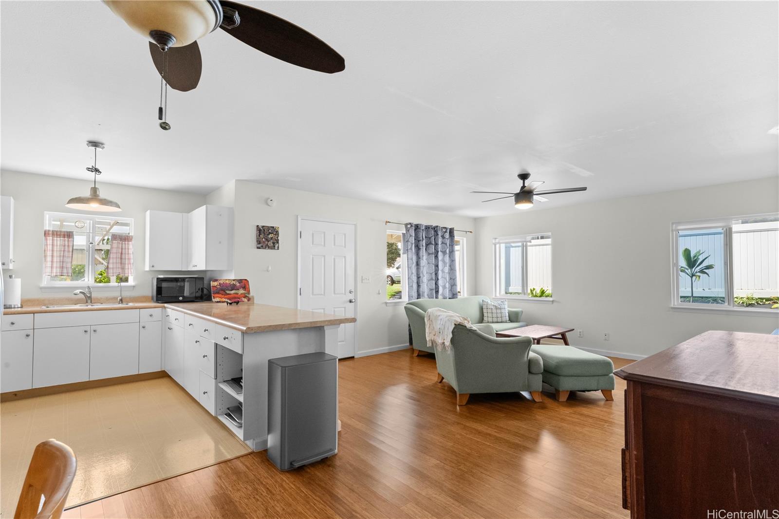 39  Hoola Hou St Waihee, Maui home - photo 4 of 25