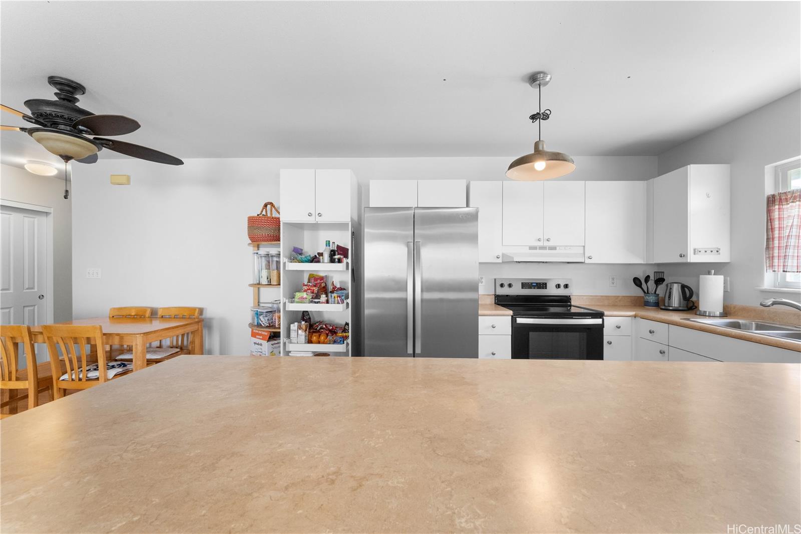 39  Hoola Hou St Waihee, Maui home - photo 9 of 25