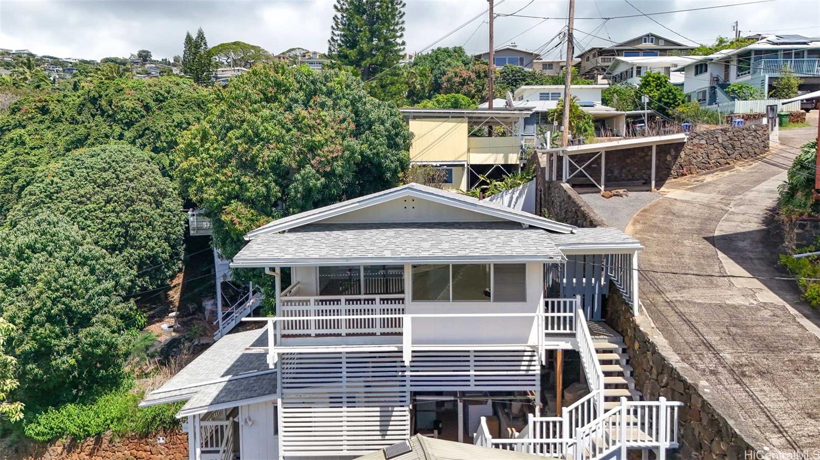 3901 Maunahilu Pl Honolulu - Rental - photo 22 of 25