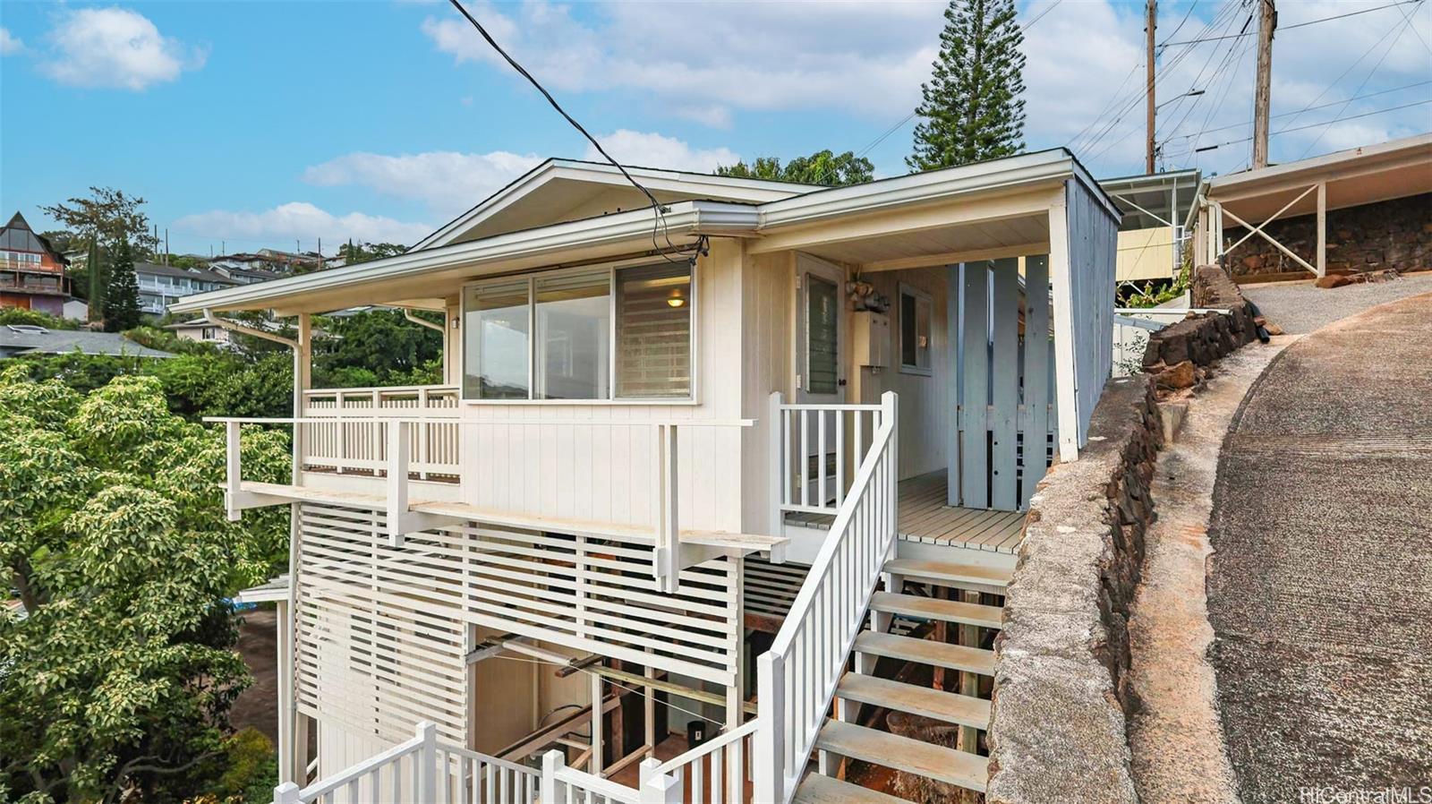 3901 Maunahilu Pl Honolulu - Rental - photo 23 of 25