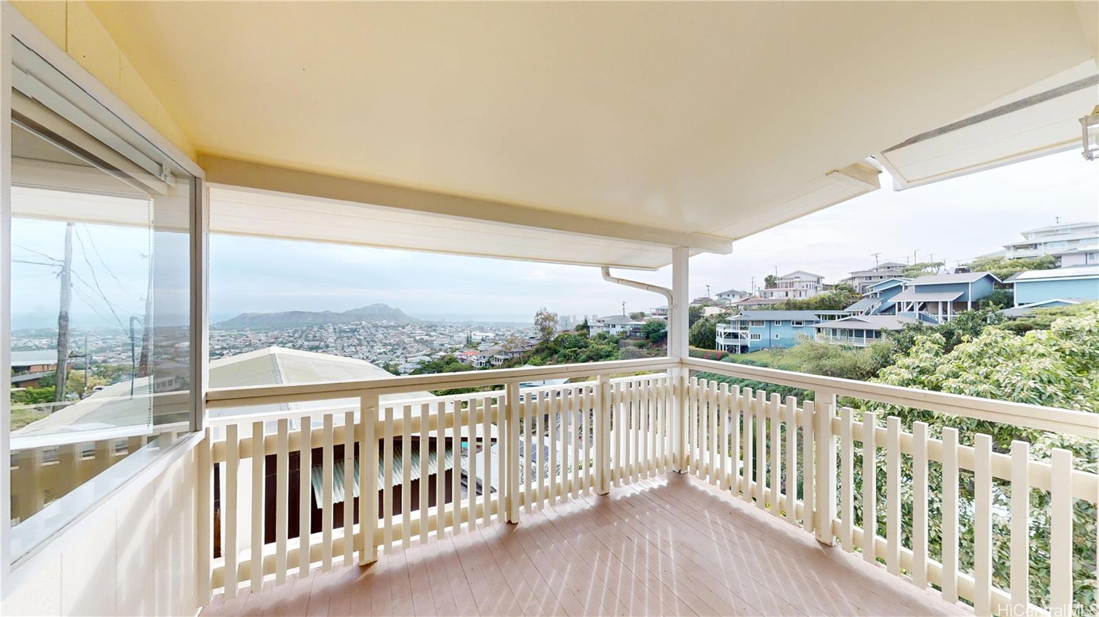 3901 Maunahilu Pl Honolulu - Rental - photo 8 of 25