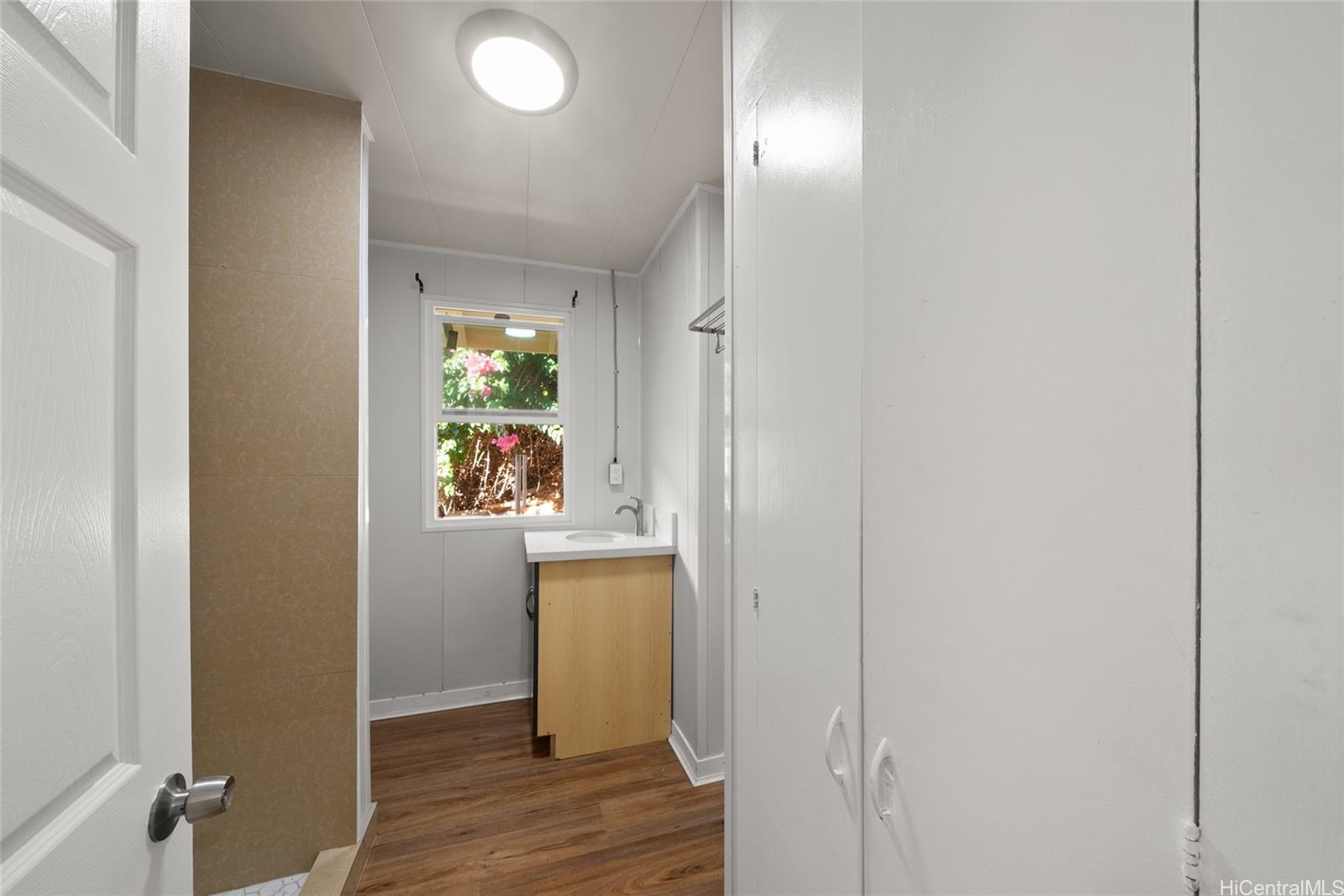 3904  Maunahilu Pl Wilhelmina, Diamond Head home - photo 9 of 14