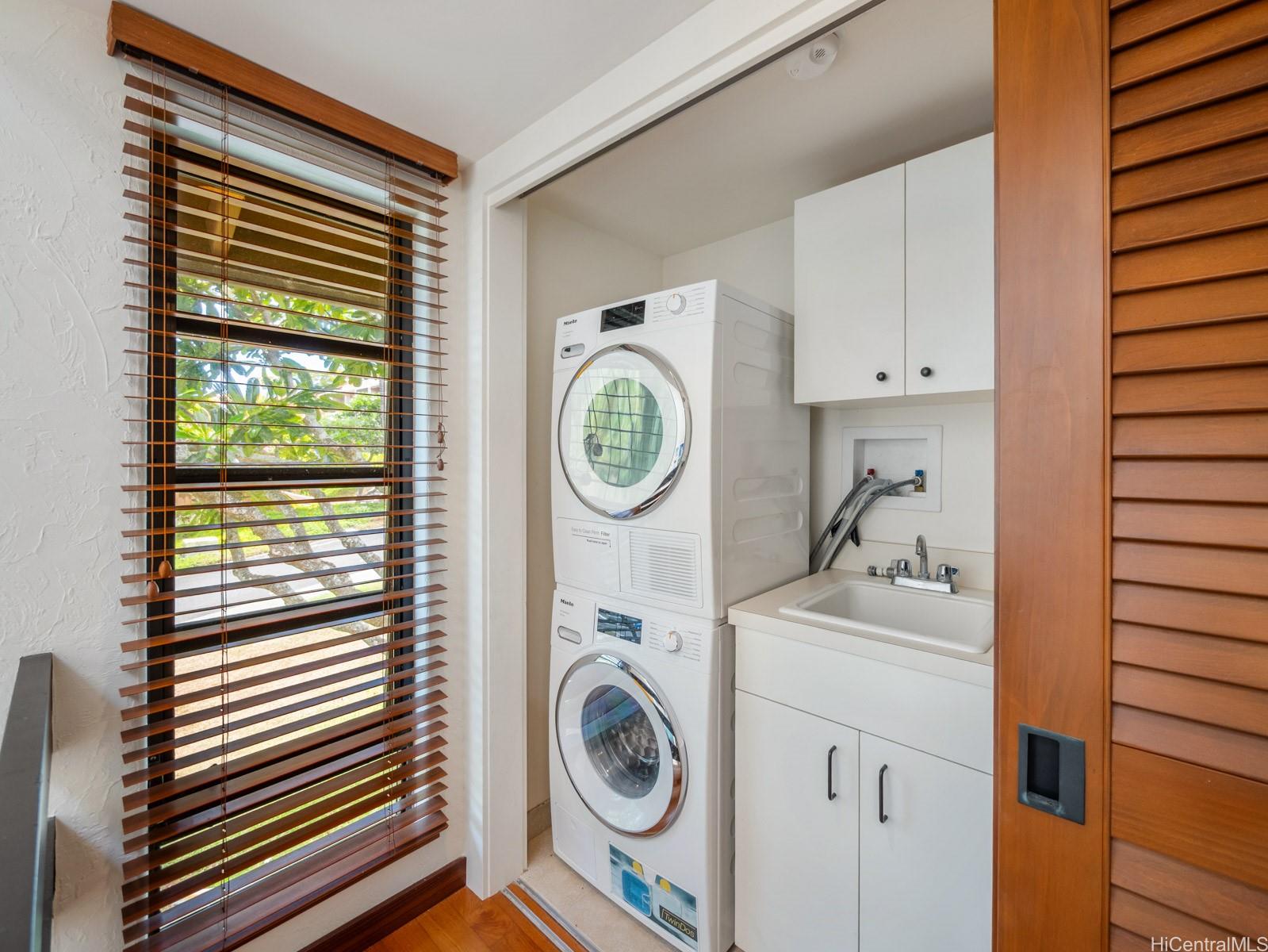 391 A Kaelepulu Drive townhouse # A, Kailua, Hawaii - photo 16 of 21