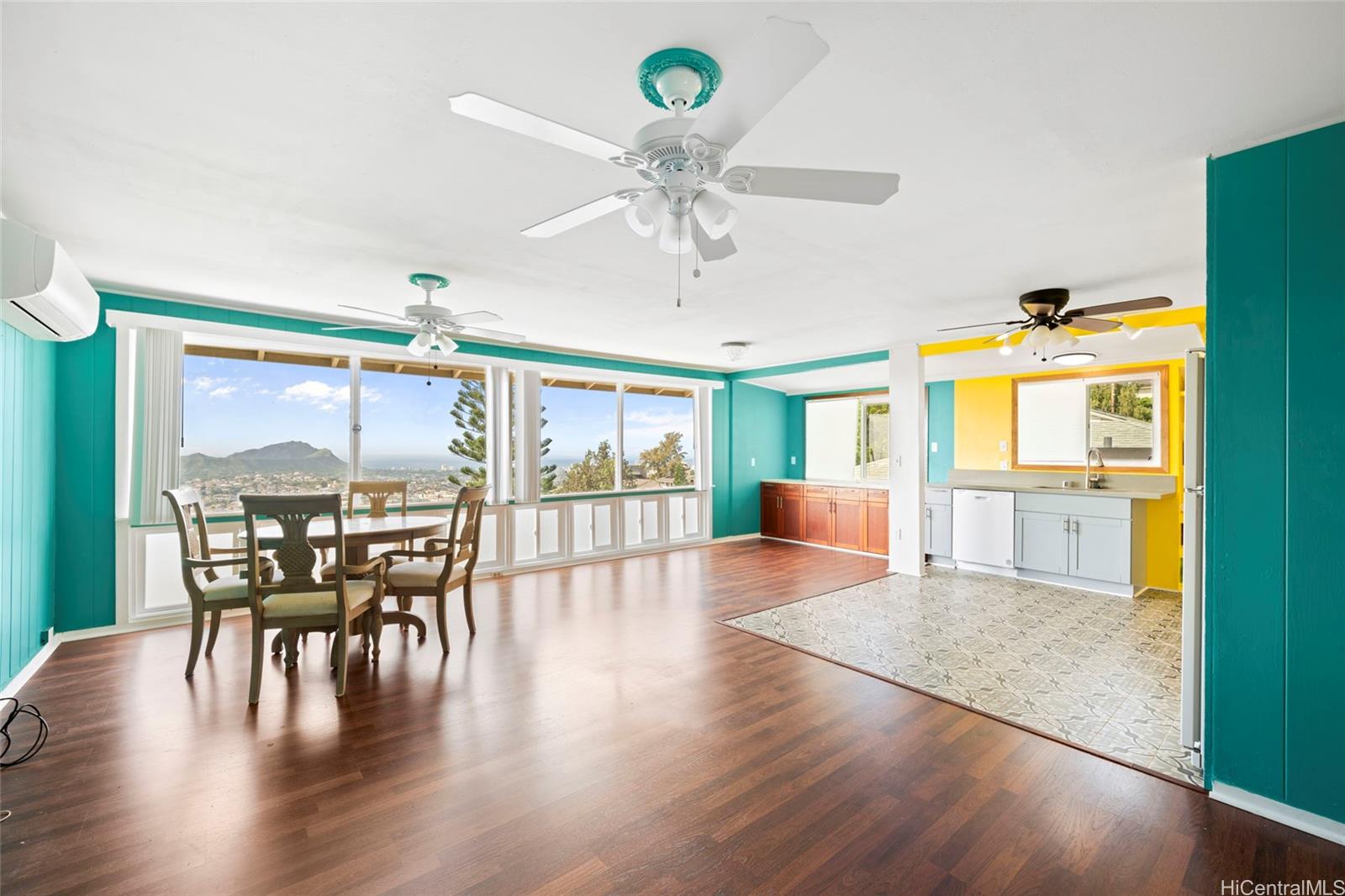 3925  Nioi Pl Wilhelmina, Diamond Head home - photo 2 of 22