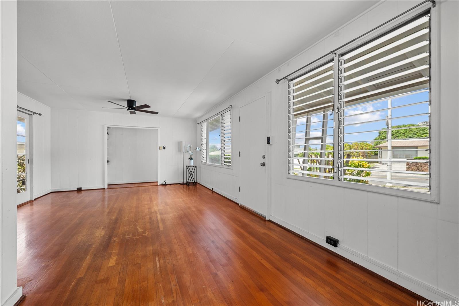 393  Hind Drive Aina Haina Area, Diamond Head home - photo 10 of 23