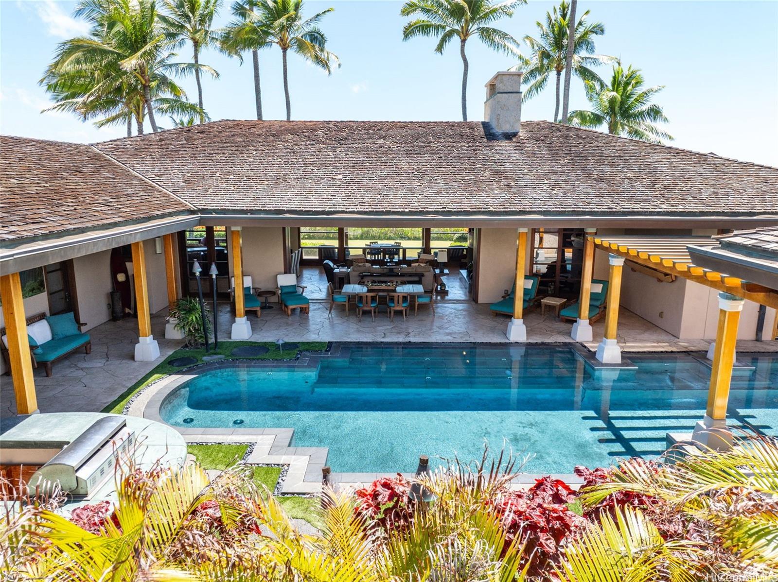 396  Dune Circle Beachside, Kailua home - photo 2 of 24