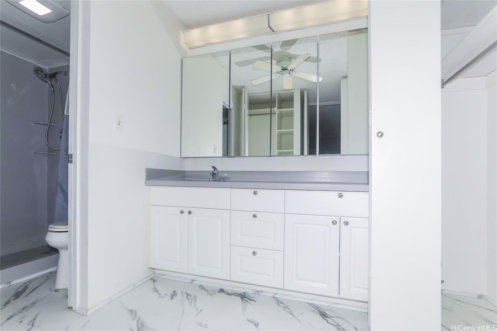 Villa On Eaton Square condo # 1109, Honolulu, Hawaii - photo 12 of 25