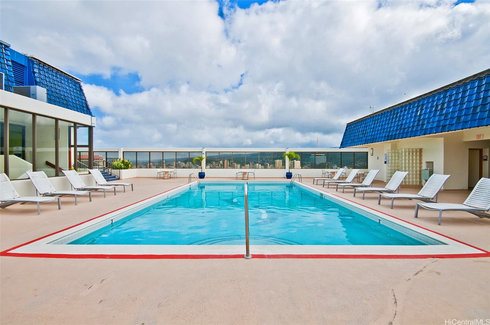 Villa On Eaton Square condo # 1109, Honolulu, Hawaii - photo 18 of 25