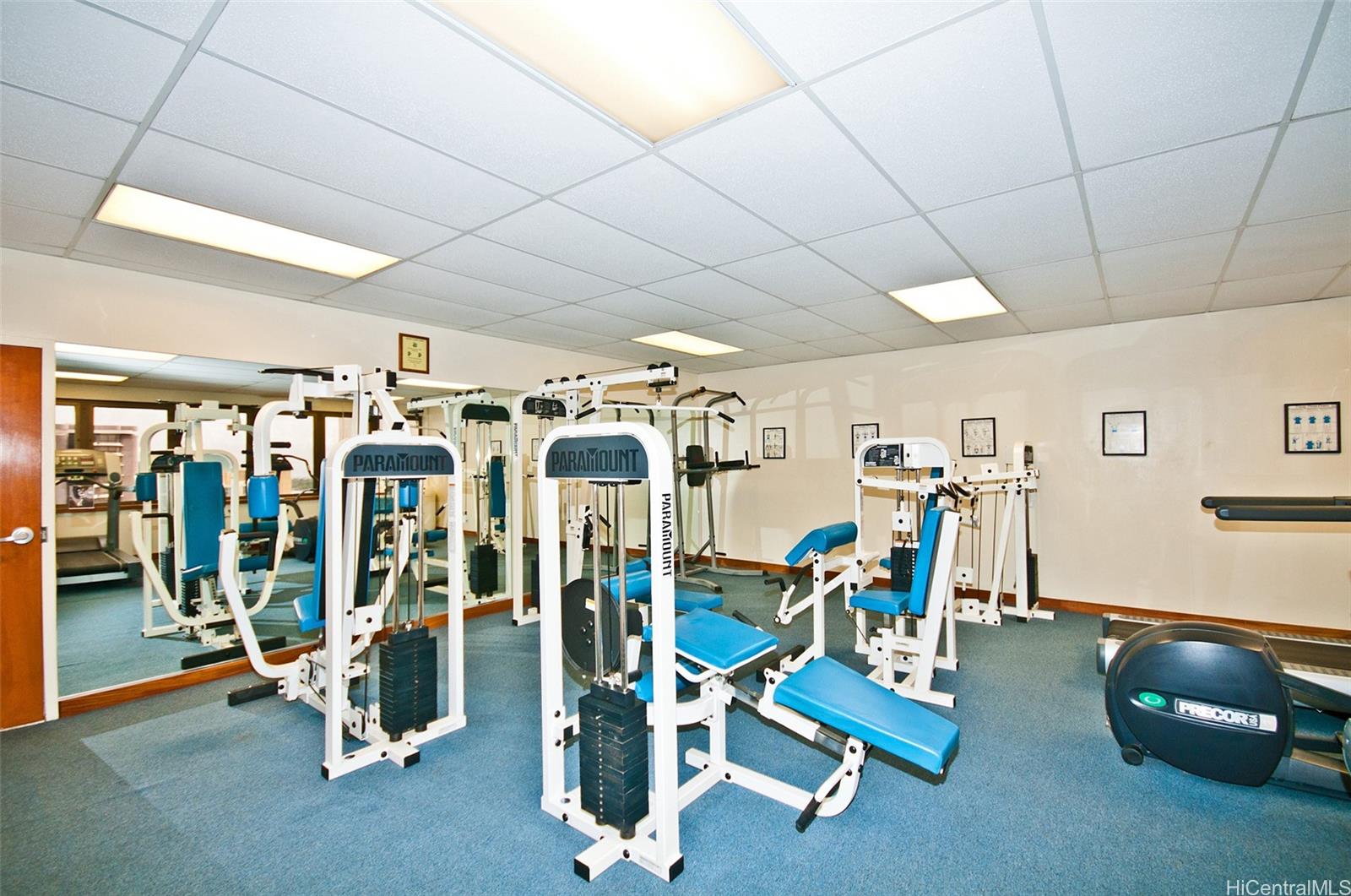 Villa On Eaton Square condo # 1109, Honolulu, Hawaii - photo 20 of 25